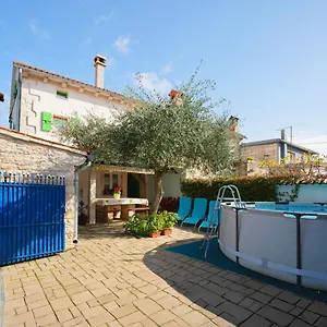 https://holiday-house-mario.in-istria.net