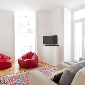 https://bairrus-lisbon-apartments-graca.hotels-lisbon-portugal.com